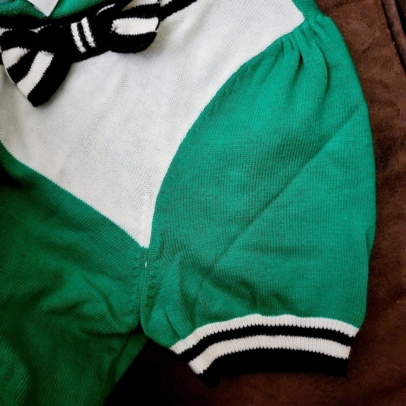 Elle Short Sleeve Sweater Top Green Black White Bow Collar Women's XS Preppy EUC - Picture 3 of 8